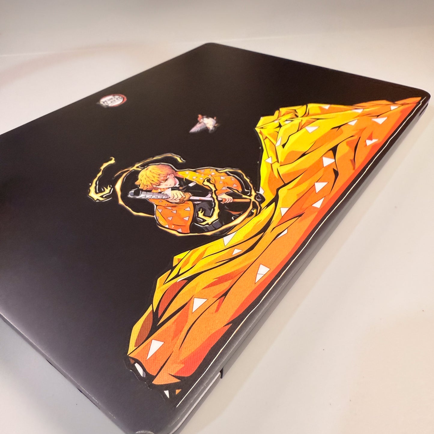 Zenitsu Agatsuma FlexiForm Sticker